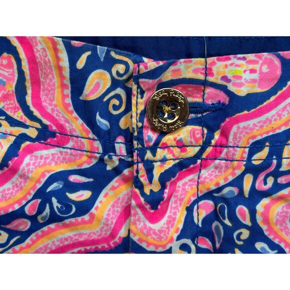 Lilly Pulitzer The Kerrie Shorts in Can’t Resist 2 - Picture 3 of 6